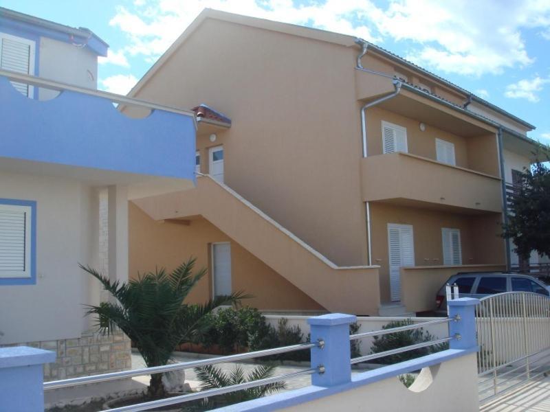Apartments Domuzin Biograd Na Moru Dış mekan fotoğraf