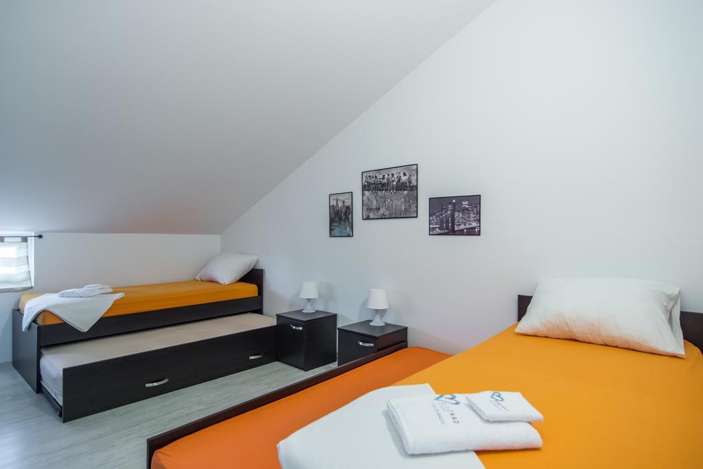 Apartments Domuzin Biograd Na Moru Dış mekan fotoğraf